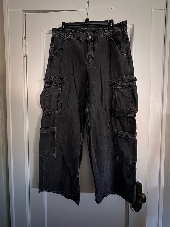 Old Navy Denim - Old Navy Black Relaxed Cargo Jeans with Utility Pockets